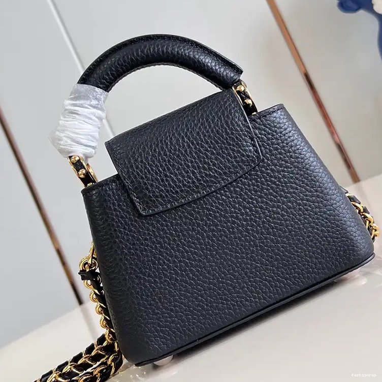 Fashionrepsfam ru LV 2408YA0111 Bags 0705